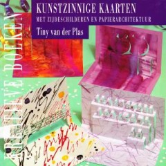 Kunstzinnige kaarten met zijdeschilderen en papierarchitektuur