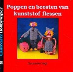 Poppen en beesten van kunststof flessen