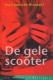 De gele scooter